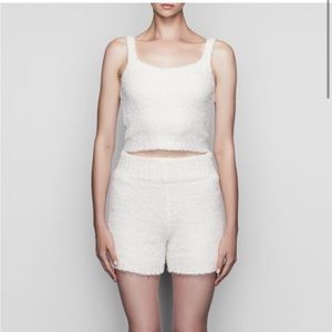 Skims White Fuzzy teddy Two Piece Set shorts s/m